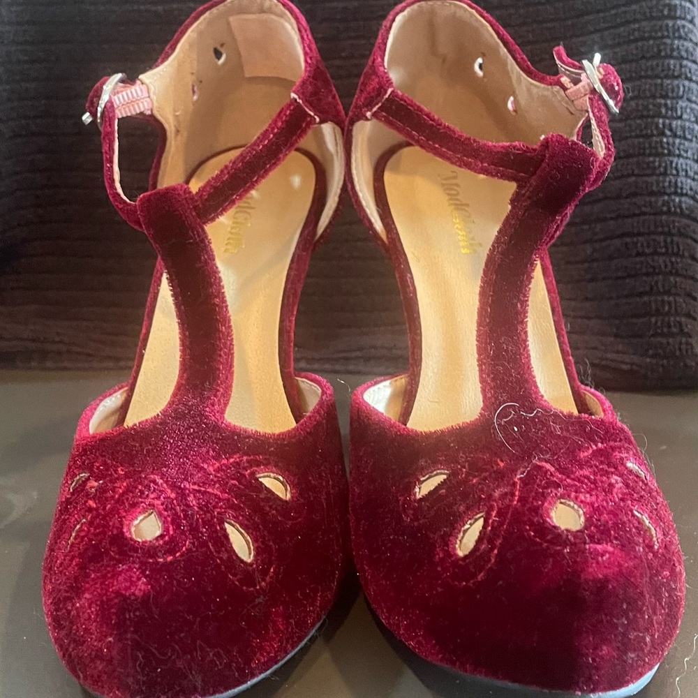 Velvet Modcloth T-Strap heels